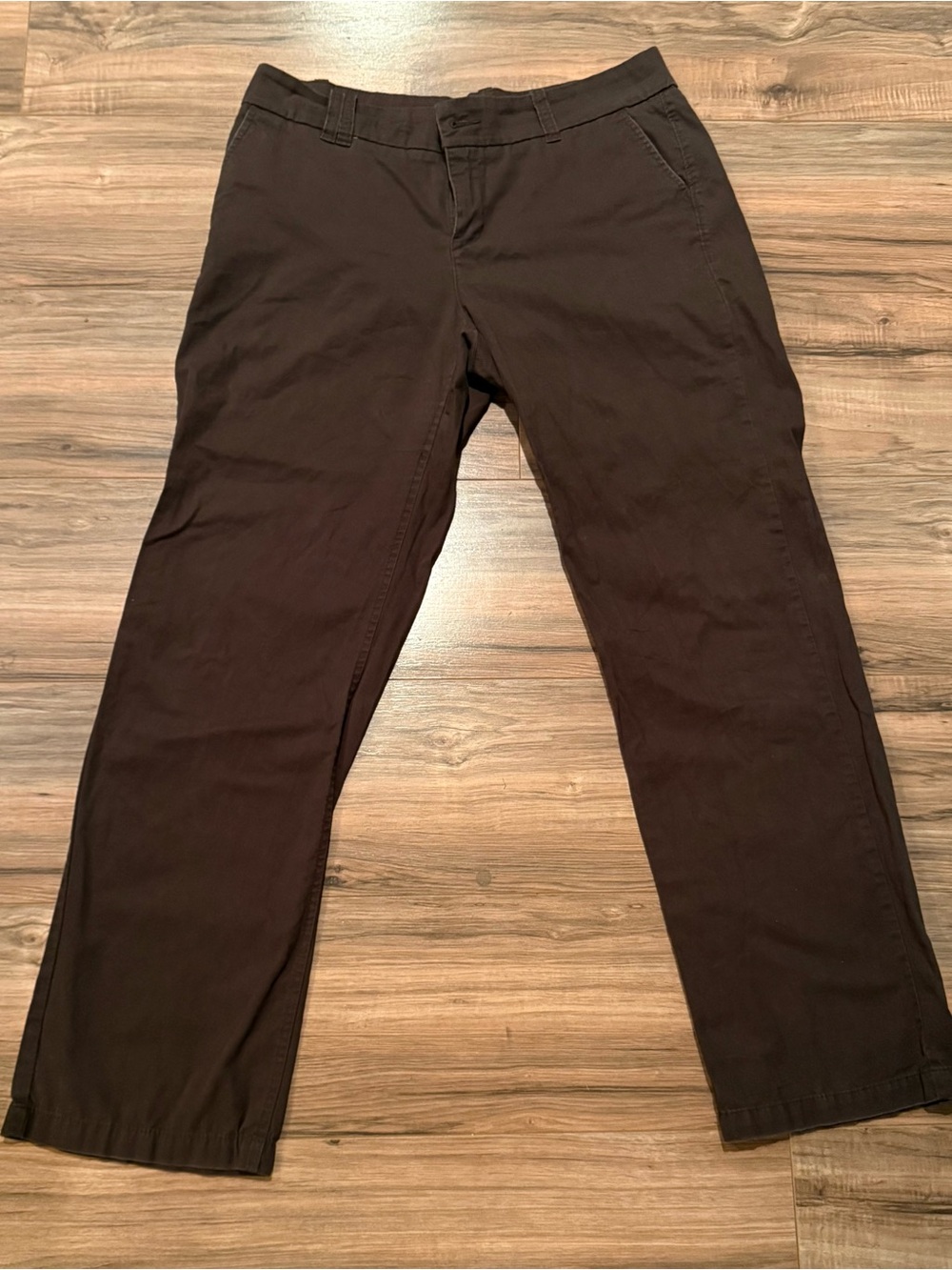 Women’s Lee Midrise Straight-Leg Pants. Size 12 Medium.